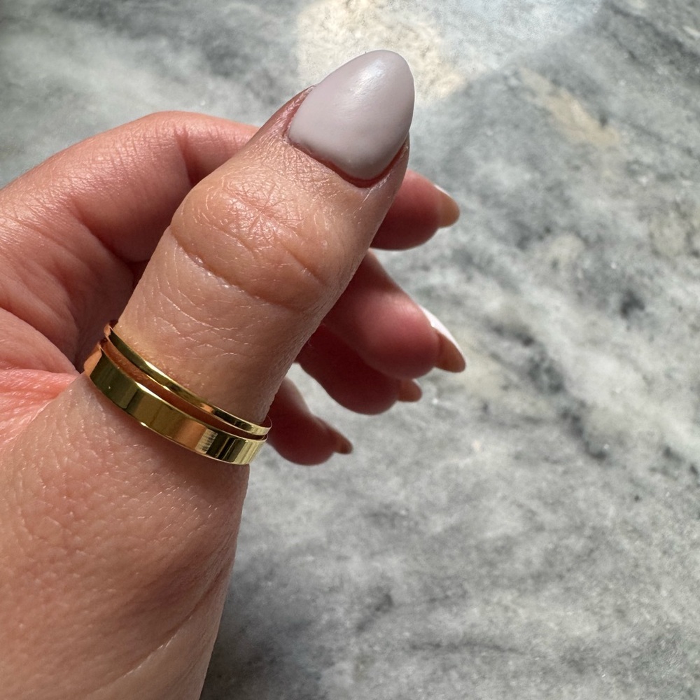 Gorjana 18k gold plated stacking rings (2 pieces of set)